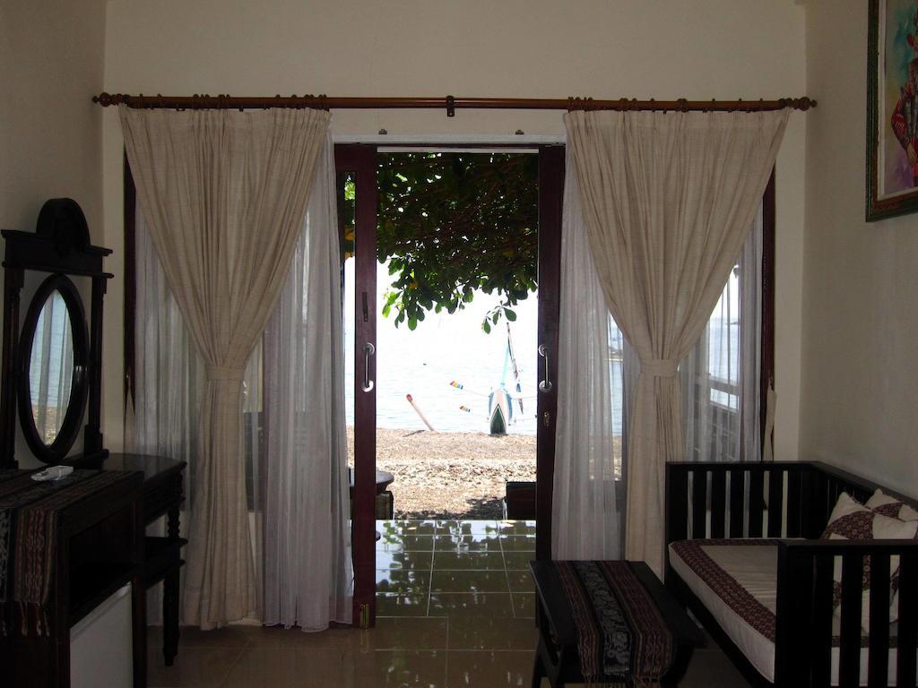 Galang Kangin Bungalows Amed  Phòng bức ảnh